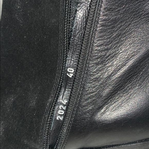 NWOT STRATEGIA Black Leather Ankle Boots - Picture 9 of 14